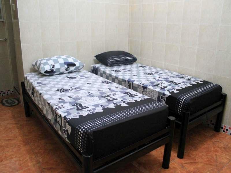 Tri Star Homestay Madiun Exterior photo